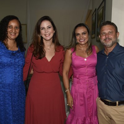 [Daniela Borges se emociona em posse da diretoria da OAB de Itapetinga]