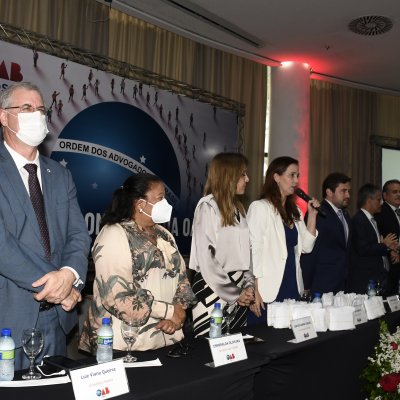 [OAB-BA entrega mais de 300 carteiras a jovens advogados e advogadas]