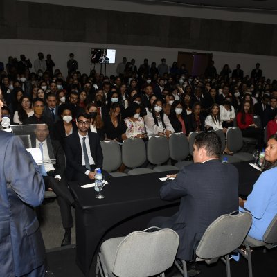 [OAB-BA entrega mais de 300 carteiras a jovens advogados e advogadas]