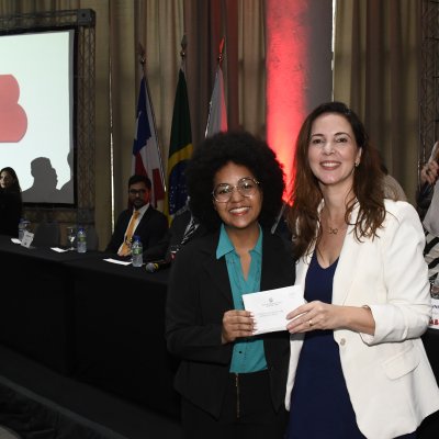 [OAB-BA entrega mais de 300 carteiras a jovens advogados e advogadas]