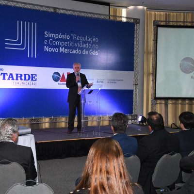 [Simpósio discute futuro do mercado de gás no Brasil]