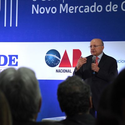 [Simpósio discute futuro do mercado de gás no Brasil]