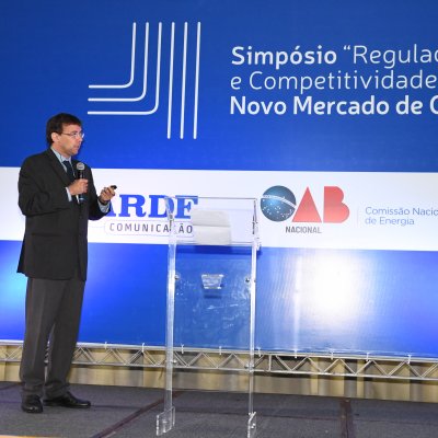 [Simpósio discute futuro do mercado de gás no Brasil]