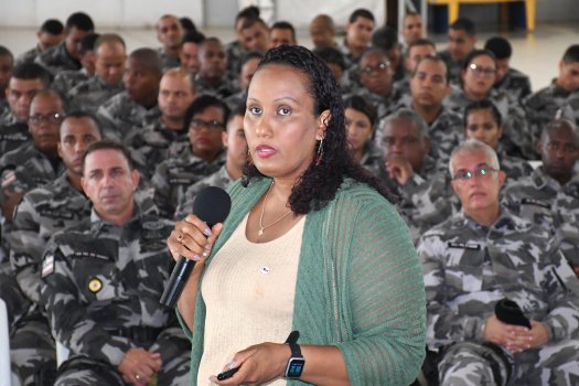 [Comissão de Direito Militar participa de “Parada do Carnaval”]