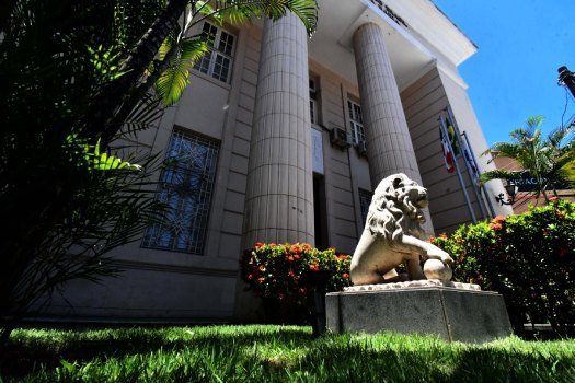 [OAB da Bahia publica edital das eleições para o triênio 2025/2027]